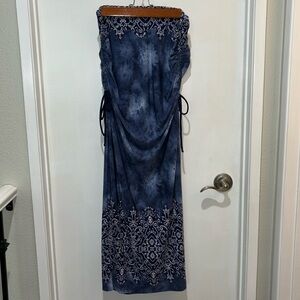 Venus Skirt w/Side Slit & Cinching